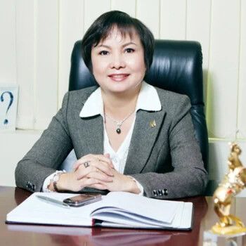Bà Nguyễn Ngọc Huyền